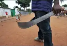 Drama as man cuts off neighbor's hand for sleeping with wife