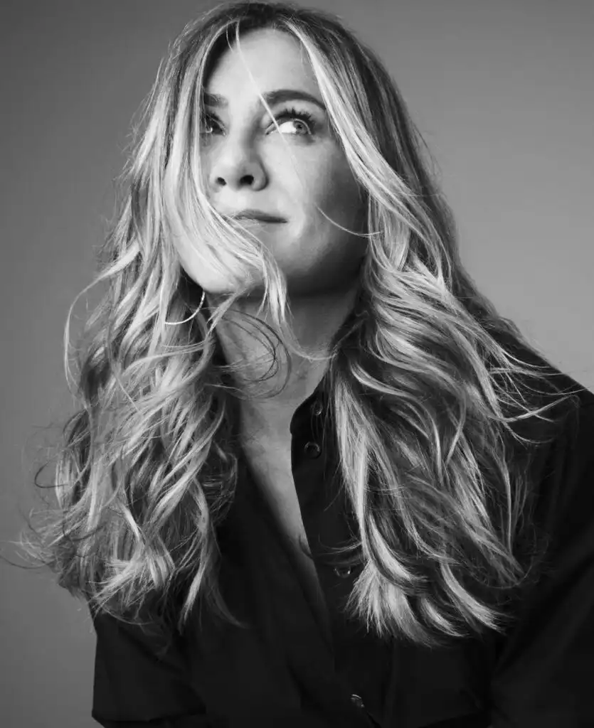 Jennifer Aniston Biography, Age, Husband, Father, Children, Movies, TV Shows, Net Worth, and Career