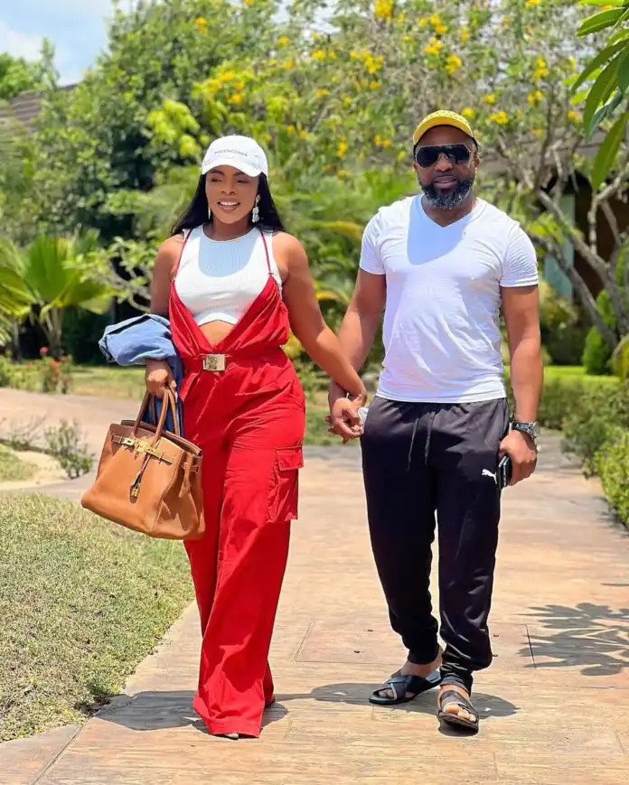 Laura Ikeji throws shade
