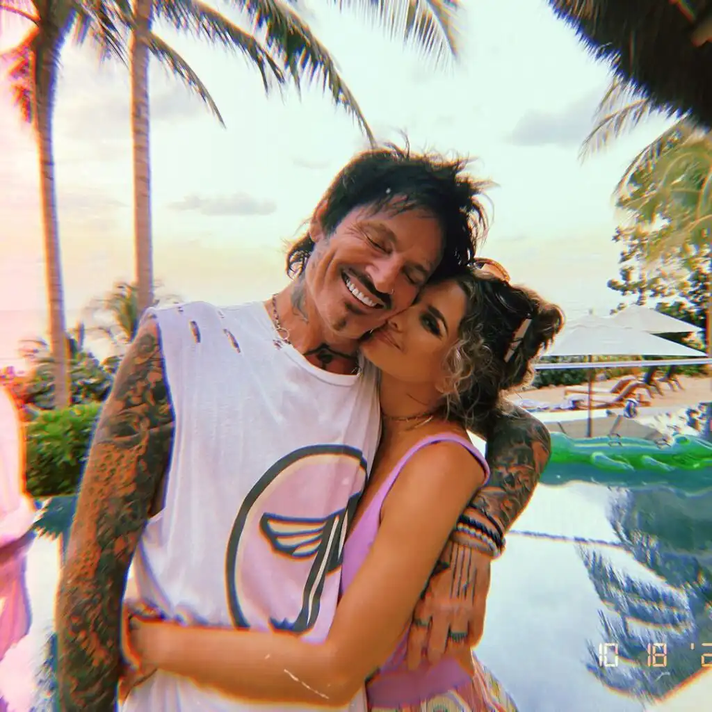Brittany Furlan Biography, Age, Movies, TV Shows, Kids, Wikipedia, Net Worth 4 Brittany Furlan Biography