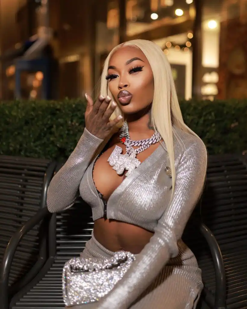 Asian Doll Biography, Age, Boyfriend, Lyrics, Songs, Baby, Tattoo, No Makeup, House, Net Worth, and Career
