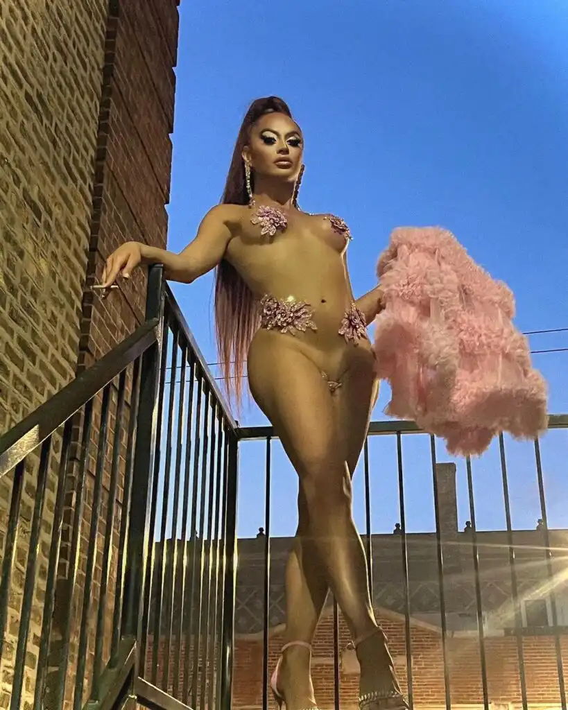 Sasha Colby Biography, Age, Height, Merch, No Makeup, Tour, Instagram, Net Worth, and Career