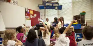 The Best Techniques for Teaching Team Building and Leadership Skills Through Sports
