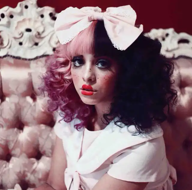 Melanie Martinez Biography, Age, Songs, New Album, Merch, New Look, Relationships, Instagram, Net Worth, and Career