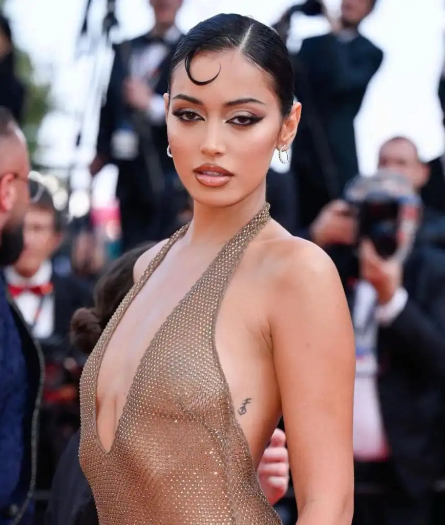 Cindy Kimberly Biography, Age, Full Name, Surgery, Cloth Line, Boyfriend, Instagram, Net Worth, and Career