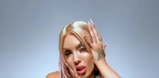 Chrissy Chlapecka Biography, Age, Songs, Tour, YouTube, Spotify, Merch, Birthday, Net worth, and Career