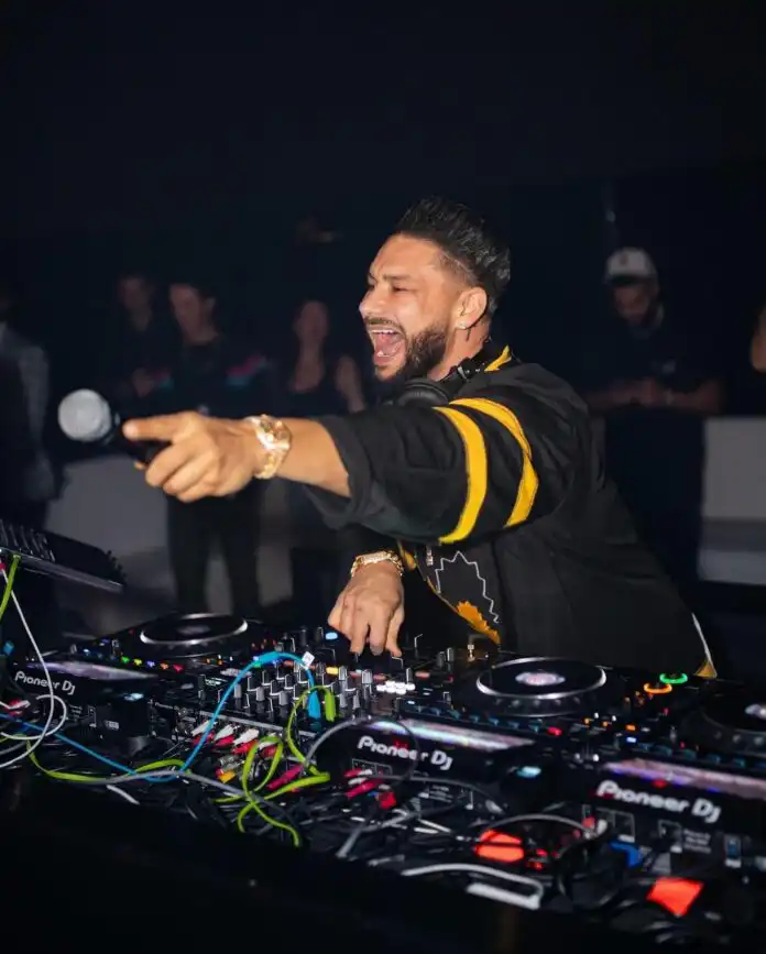 DJ Pauly D Biography, Age, Height, Daughter, Girlfriend, Tour, Vegas, Net Worth, and Career DJ Pauly D Biography, Age, Height, Daughter, Girlfriend, Tour, Vegas, Net Worth, and Career