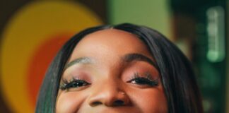 Simi Biography, Age, Songs, Albums, Husband, Daughter, Income, Net Worth, and Career