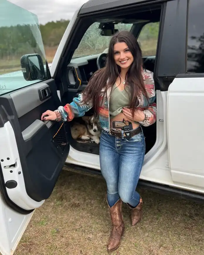 Hannah Barron Biography, Age, Parents, Husband, Wiki, Height, Instagram, YouTube, Net Worth, and Career Hannah Barron Biography, Age, Parents, Husband, Wiki, Height, Instagram, YouTube, Net Worth, and Career