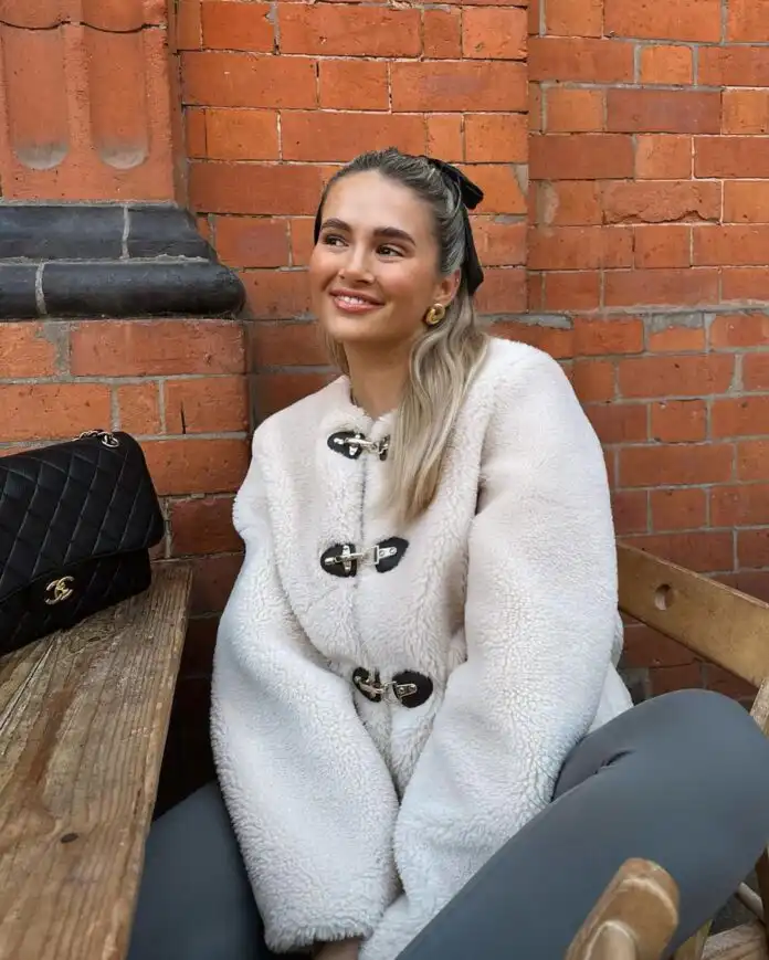 Molly Mae Hague Biography, Age, Husband, Baby, Parents, Instagram, YouTube, Net Worth, and Career Molly Mae Hague Biography, Age, Husband, Baby, Parents, Instagram, YouTube, Net Worth, and Career