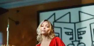 Lily-Rose Depp Biography, Age, Height, Mother, Parents, Boyfriend, Relationships, Movies, TV Shows, Net Worth, and Career
