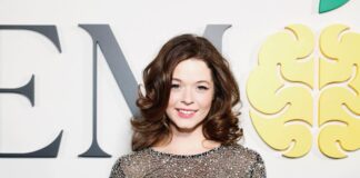 Sasha Pieterse Biography, Age, Husband, Parents, Children, Height, Movies, Instagram, Net Worth, and Career