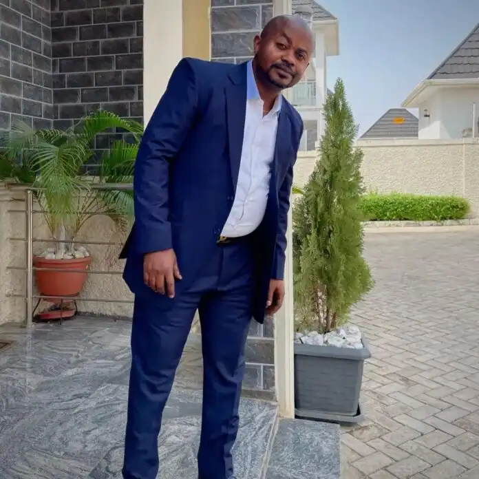 Uchenna Mbunabo Biography, Age, Wife, Daughter, Movies, Phone Number, Photos, Net Worth, and Career Uchenna Mbunabo Biography, Age, Wife, Daughter, Movies, Phone Number, Photos, Net Worth, and Career