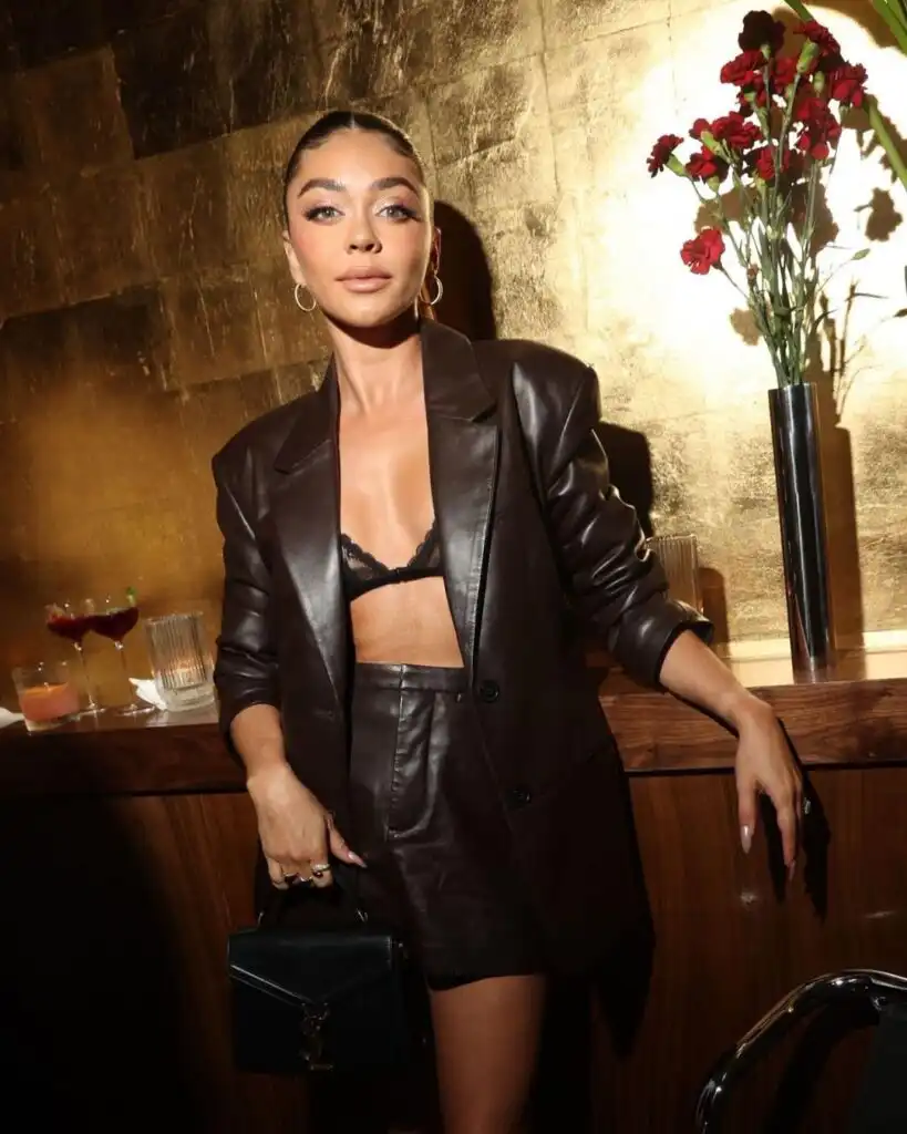 Sarah Hyland Biography, Age, Husband, Height, Relationships, Wedding, Movies, TV Shows,  Instagram, Net Worth, and Career