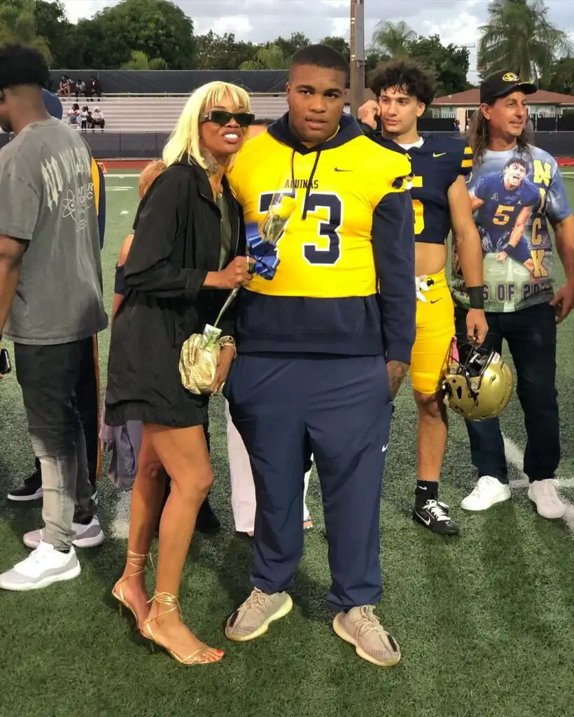 Tia Kemp Biography, Age, Husband, Boyfriend, Kids, Son, Relationship with Rick Ross, Birthday, Net Worth, and Career