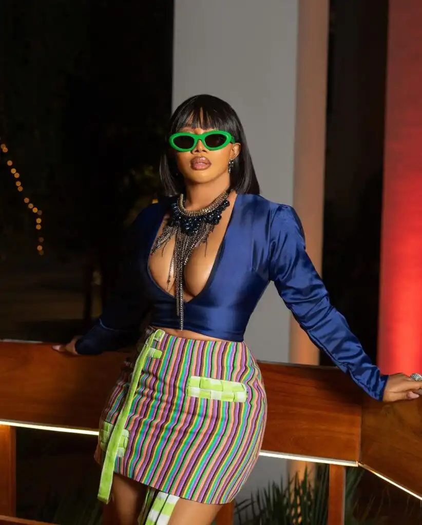 Toke Makinwa Biography, Age, Parents, Ex-Husband, BBL Surgery, Net Worth 2 Toke Makinwa reveals she is struggling with God