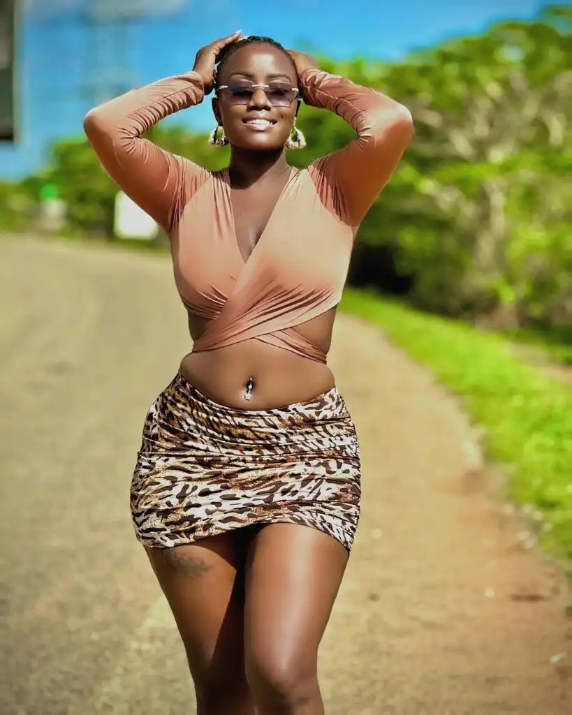 Lydia Jazmine Biography, Age, Songs, Husband, Height, Parents, Boyfriend, Nationality, Net Worth 1 Lydia Jazmine Biography, Age, Songs, News, Videos, Family, Husband, Height, Parents, Boyfriend, Nationality, Net Worth, and Career