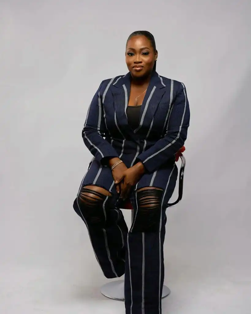 Abimbola Craig Biography, Age, Husband, Parents, Family, Father, Weight Loss, Brain Surgery, TV Shows, Movies, Instagram, Net Worth, and Career