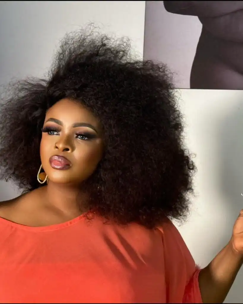 Dayo Amusa Biography, Age, Daughter, Husband, Songs, Twin Sister, House, Movies, Net Worth and Career