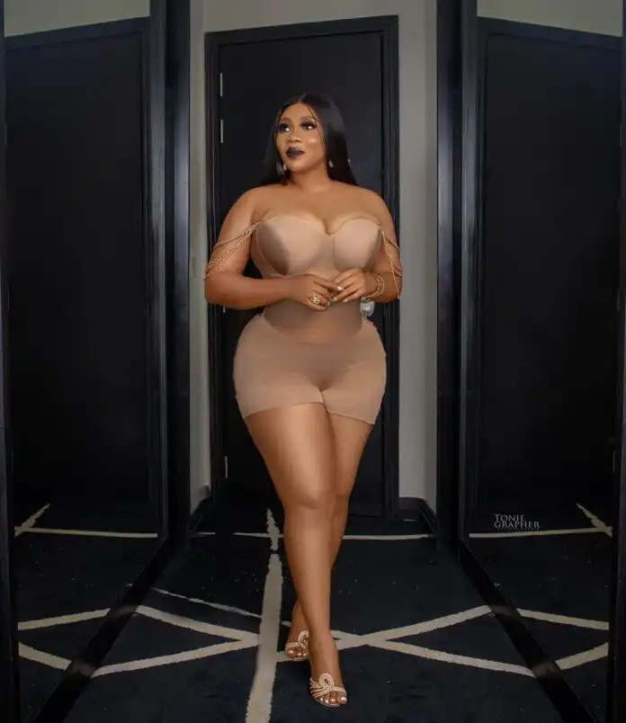 Fans speechless as Wumi Toriola releases jaw dropping photos