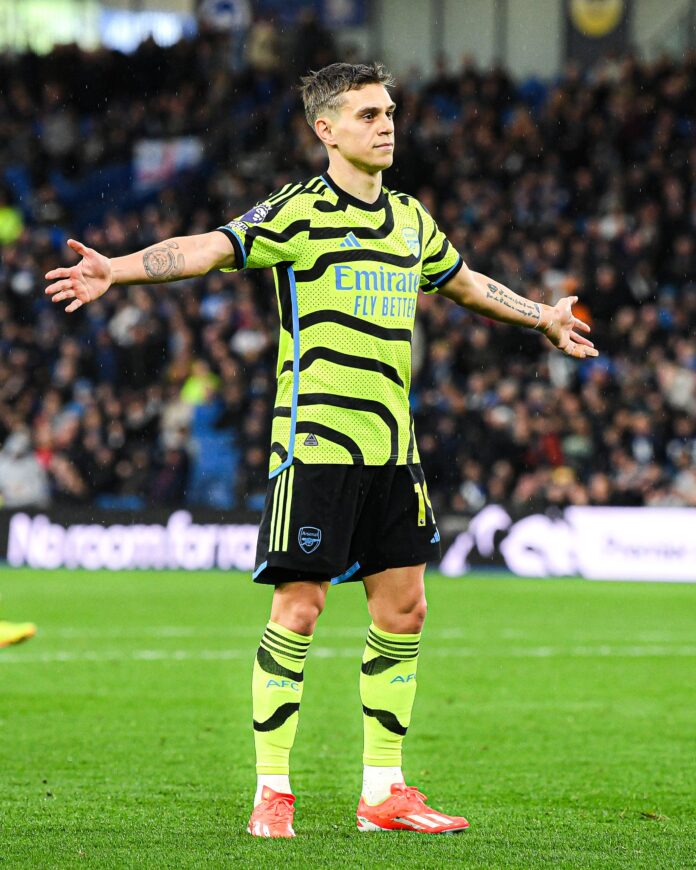 Arsenal thrash Brighton 3-0 to reclaim top spot, as their 20 years wait might just be this season