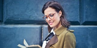 The Future of Eyewear Fashion: Predictions and Trends