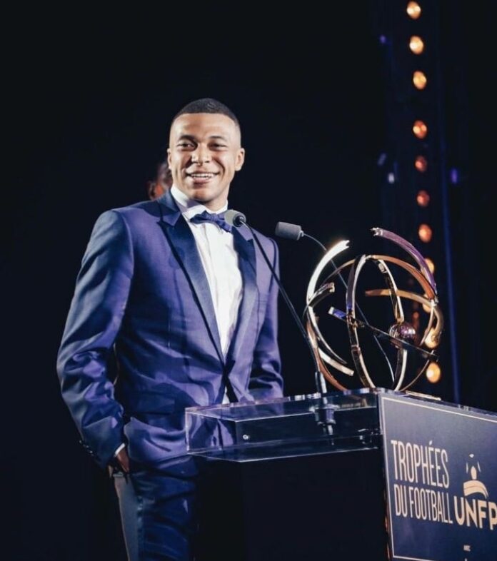 Mbappé wins fifth consecutive Ligue 1 Player of the Season award Mbappé wins fifth consecutive Ligue 1 Player of the Season award