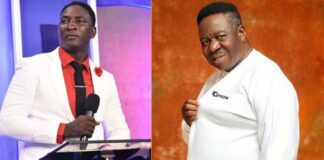 Pastor Jeremiah Fufeyin donates N5 million to Mr Ibu family ahead of burial service (Video)
