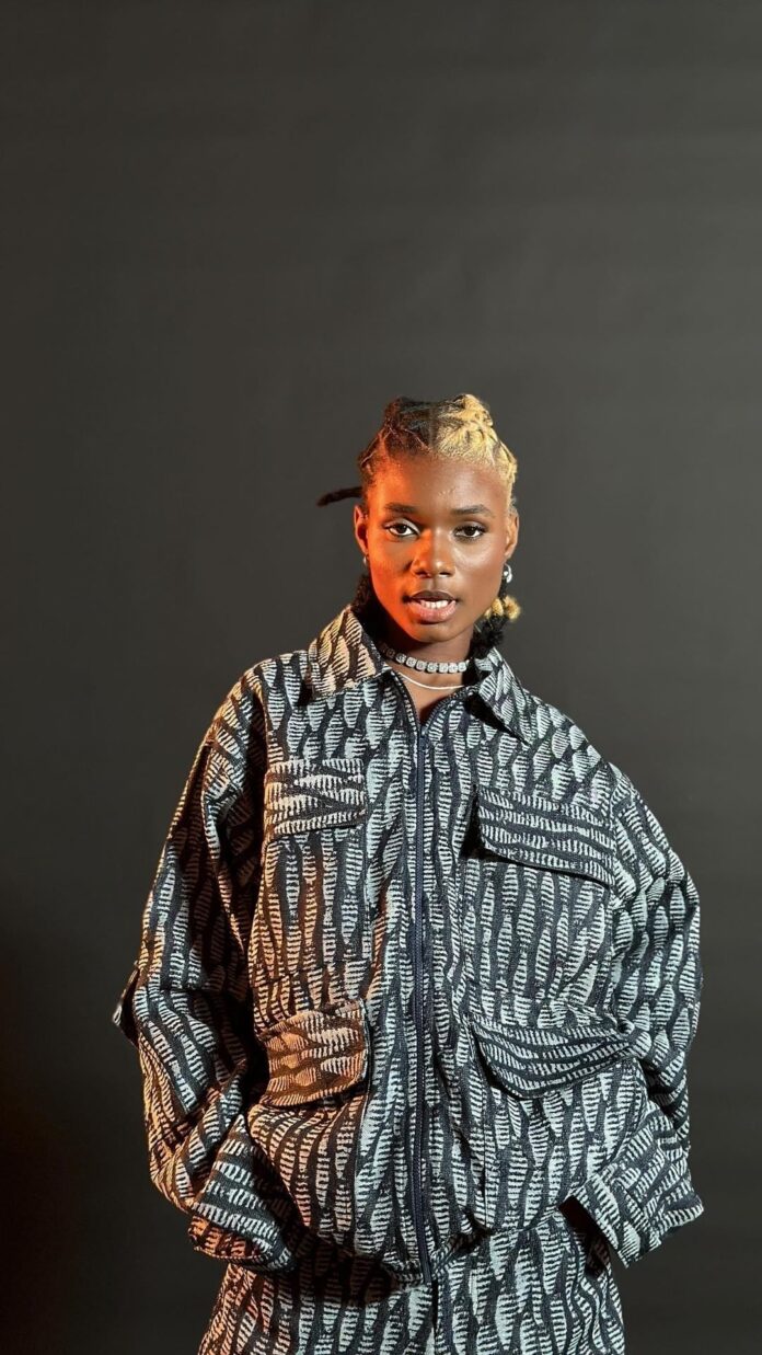 Salle clears the Air, says "I was not hawking before my video went viral"