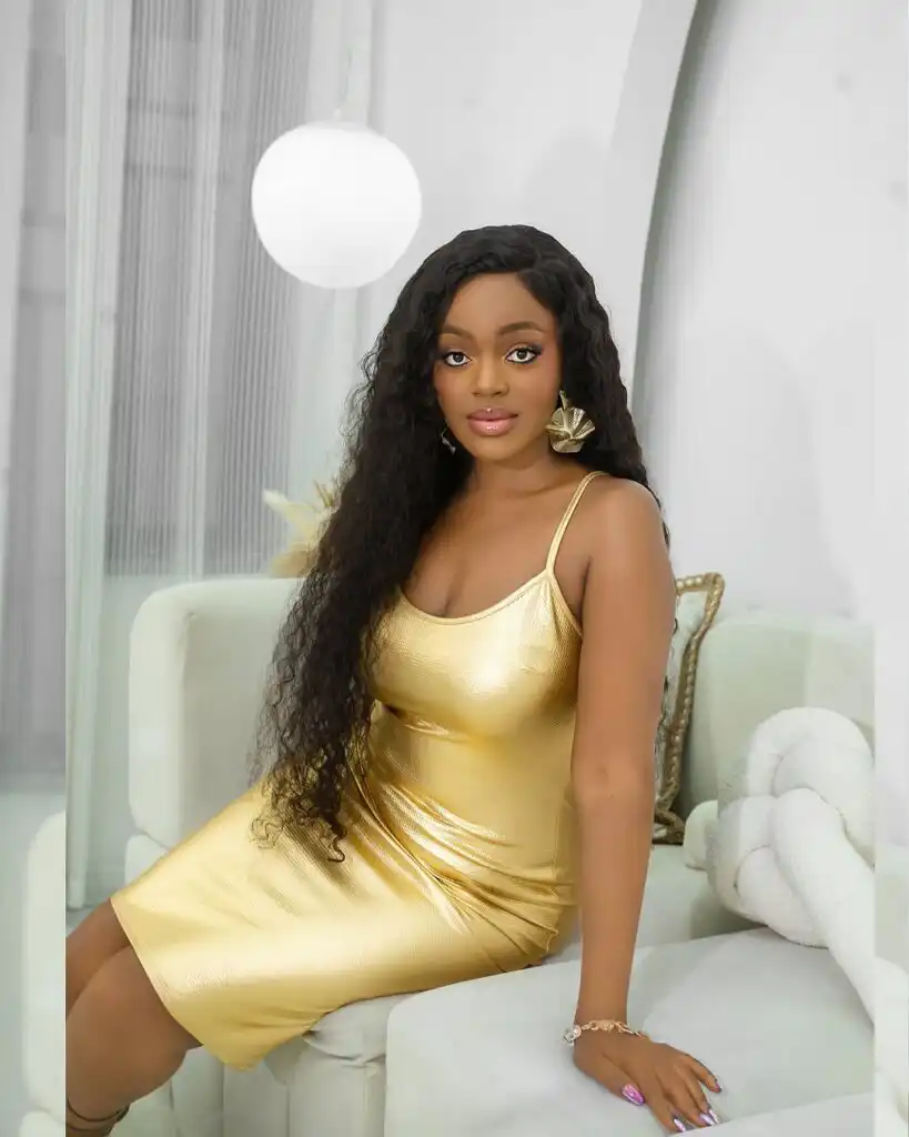 Okawa Shaznay Biography, Age, Husband, Family, Child, Parents, Movies, Nationality, Net Worth