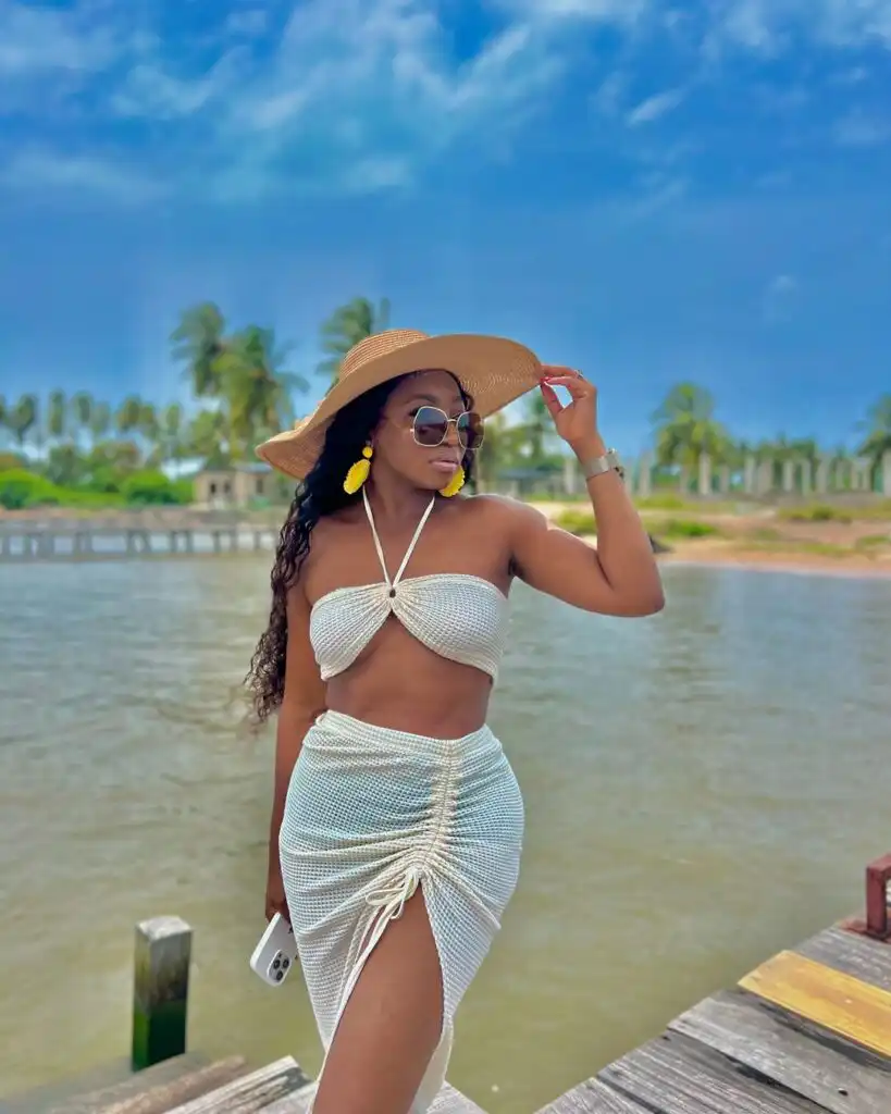 Omowunmi Dada Biography, Age, Husband, Twin Sister, State Of Origin, Movies, Net Worth 1 Omowunmi Dada Flaunts Her Stunning Beach Vibes in Cleavage-Baring Swimwear