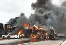 BREAKING: 30 people killed as fuel tanker explodes in Niger JUST IN: Petrol tanker explodes in Ibadan, five vehicles burnt