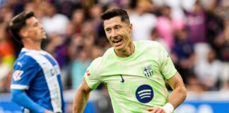 Lewandowski scores hat-trick as Barcelona dominate Alaves in commanding victory