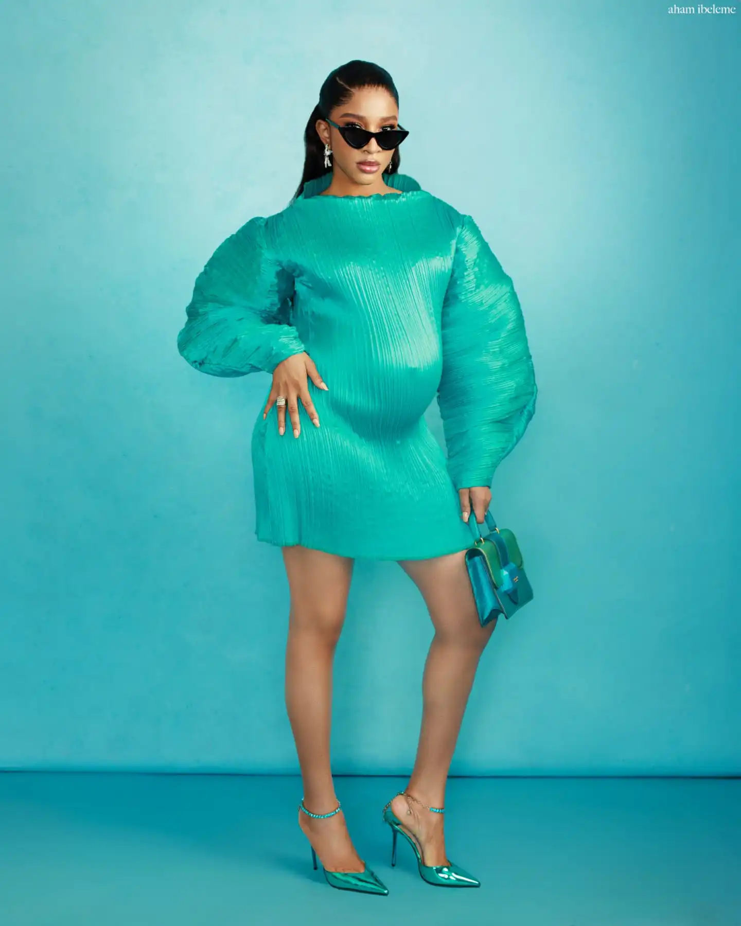 Adesua Etomi Glows in Stunning New Photos, Flaunting Her Baby Bump