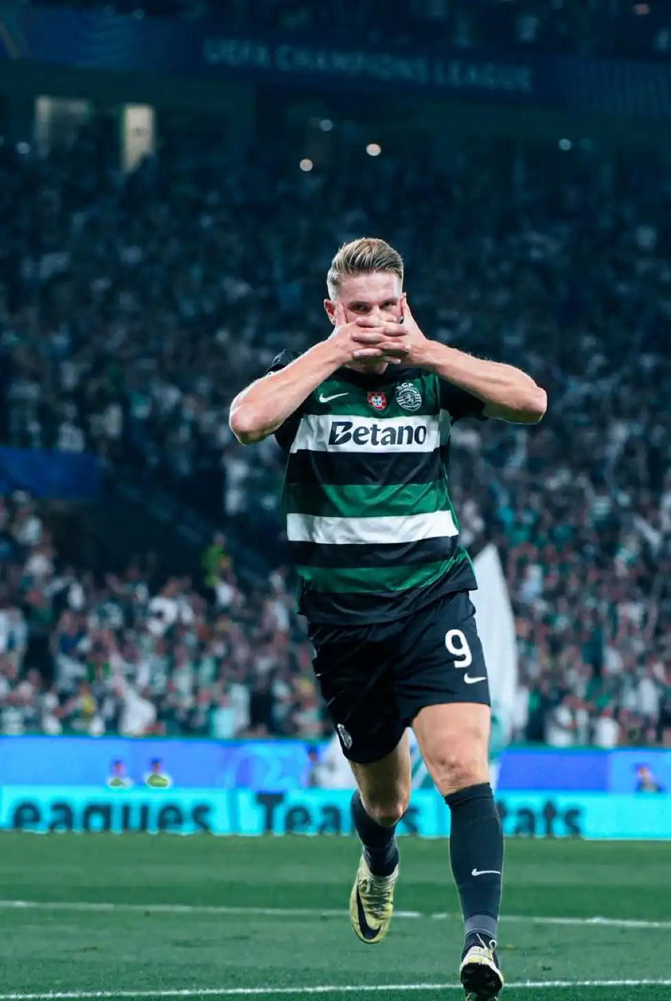 Barcelona Considers Swap Deal for Sporting CP's Viktor Gyokeres as Lewandowski's Successor
