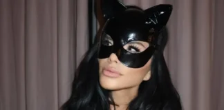 Lauren Sánchez Shows Off Curves in Patent Leather Catwoman Costume