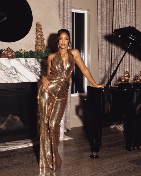 Kelly Rowland Dazzles at Critics Choice Celebration of Black Cinema & TV Kelly Rowland Dazzles at Critics Choice Celebration of Black Cinema & TV