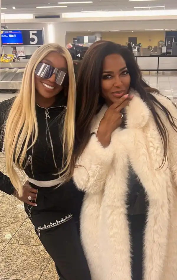 Nene Leakes and Kenya Moore Reunite in London as Fans Demand RHOA Comeback Nene Leakes and Kenya Moore Reunite in London as Fans Demand RHOA Comeback