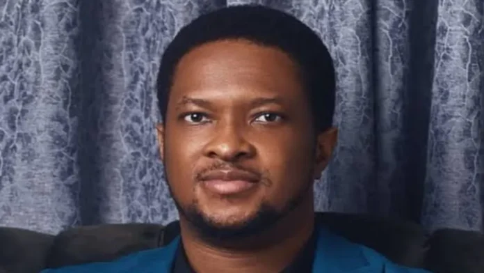 Lawrence Oyor Reacts as Bobrisky Dances to His Gospel Song “Favour”