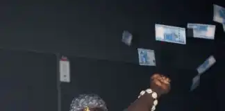 VeryDarkMan Dares EFCC to Arrest Him After Spraying Money in Club