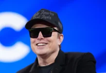 Canadians Sign Petition to Revoke Elon Musk’s Citizenship Amid Political Tensions