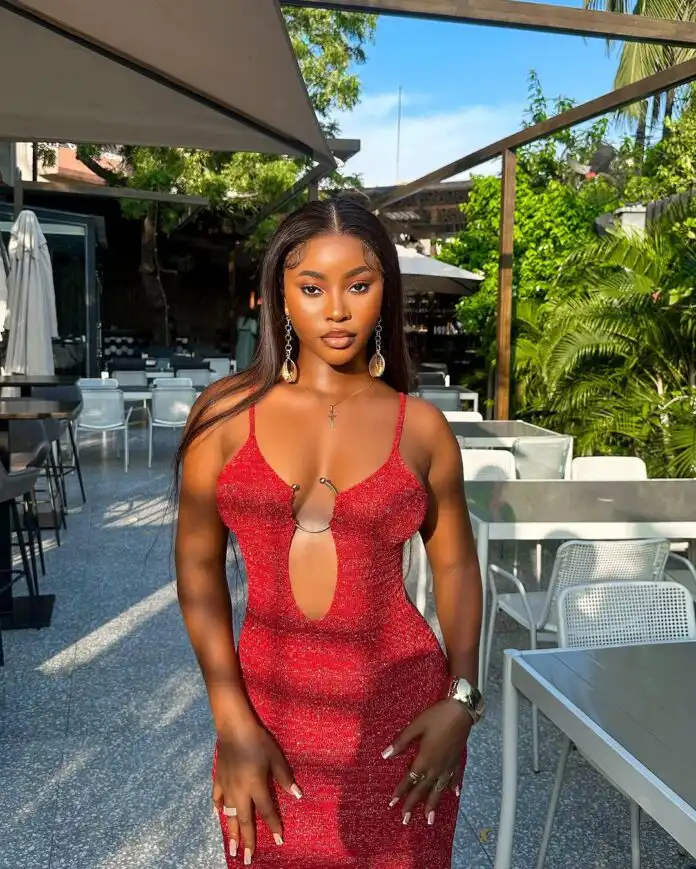 Jojooflele Biography, Age, Real Name, Boyfriend, Tribe, State Of Origin, Net Worth