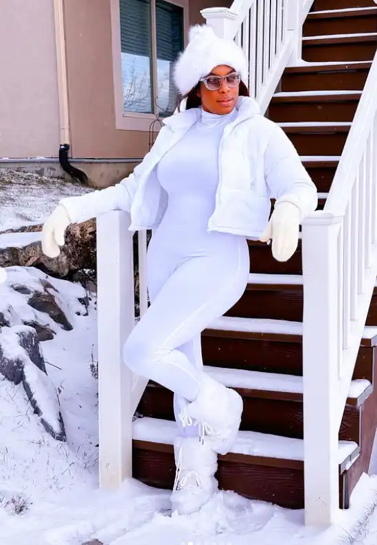 Chika Ike flaunts post-baby body weeks after welcoming first child