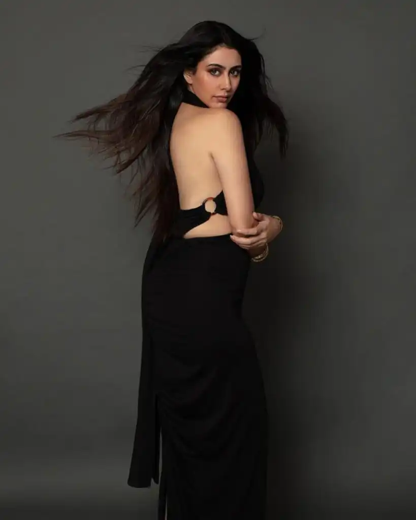 Warina Hussain Biography, Age, Husband, Parents, Religion, Height, Movies, Wikipedia, Net Worth