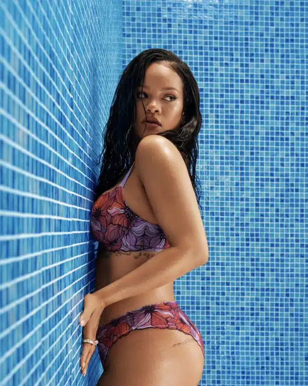 Pregnant Rihanna Heats Up Summer with New Savage X Fenty Mosaic Floral Lace Collection 2 Pregnant Rihanna Heats Up Summer with New Savage X Fenty Mosaic Floral Lace Collection