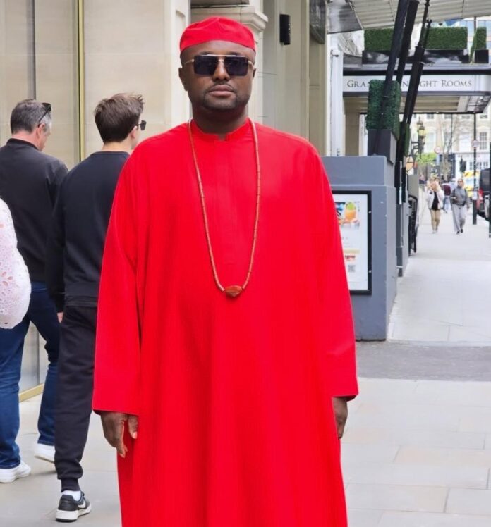 Israel DMW Isreal DMW Hails Oba of Benin as Superior to Ooni of Ife in Viral Post