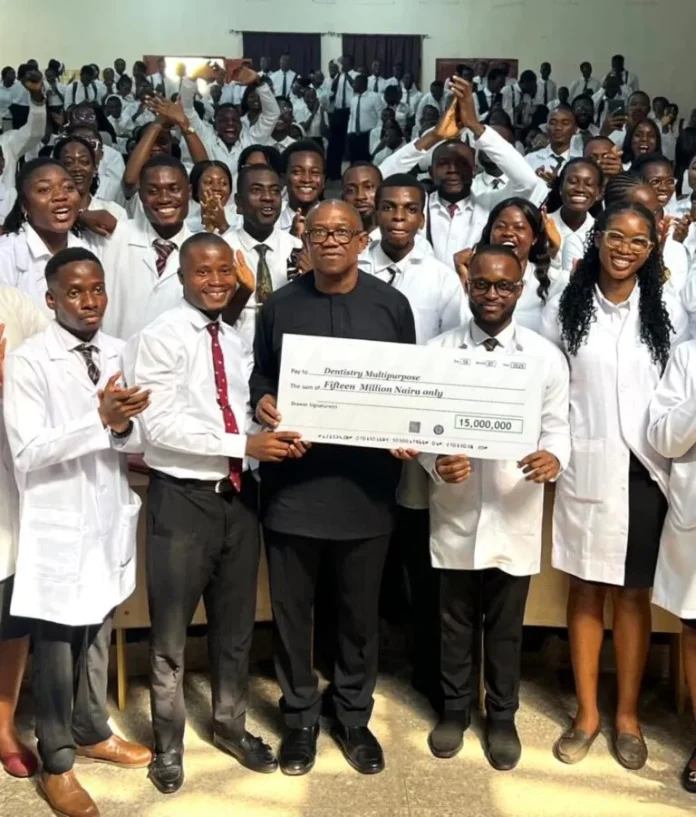 Peter Obi Donates ₦15 Million to UNN Dental Students