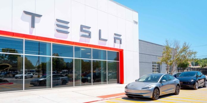 Samsung Lands $16.5 Billion Tesla Chip Deal