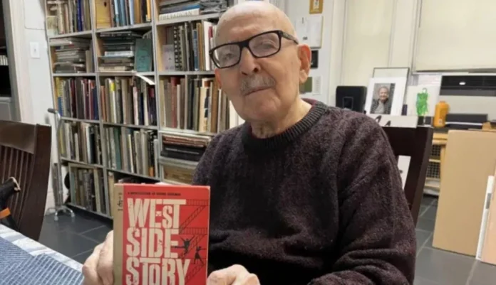 James Bond Logo Designer Joe Caroff Dies at 103 James Bond Logo Designer Joe Caroff Dies at 103