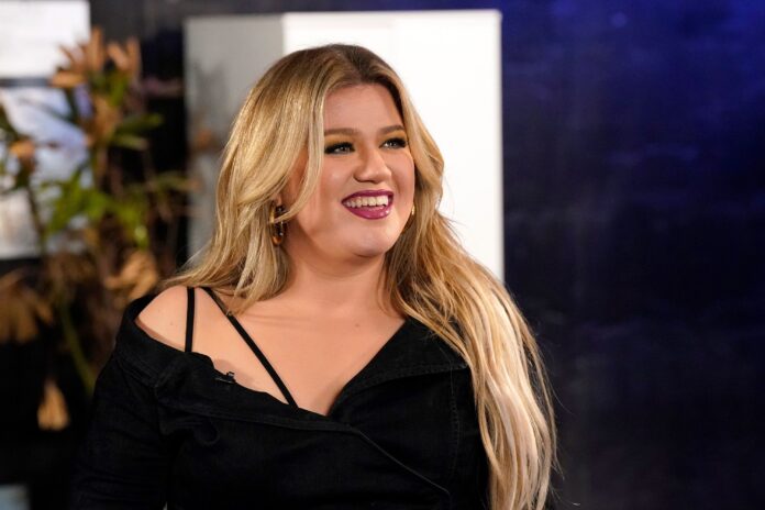 Kelly Clarkson Postpones Las Vegas Shows to Care for Her Children Amid Ex-Husband’s Health Struggles Kelly Clarkson Postpones Las Vegas Shows to Care for Her Children Amid Ex-Husband’s Health Struggles